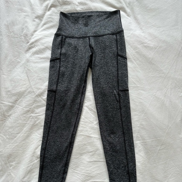 Aerie grey leggings with pockets S - Picture 3 of 9